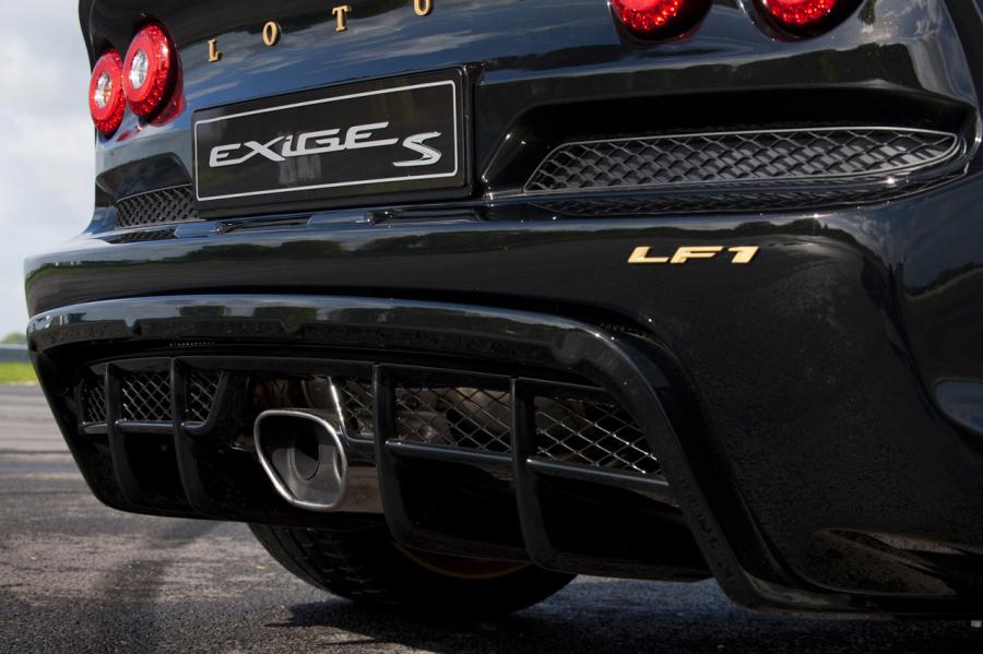  Lotus Exige S LF1 2014 года  (фото 15 из 58)